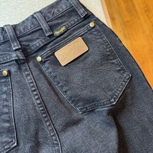 Vintage Wrangler Jeans Made USA Black 24x32” Womens